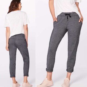 lululemon On the Fly Jogger Track Pant Luxtreme | Heathered Gray Size 4 (106259)